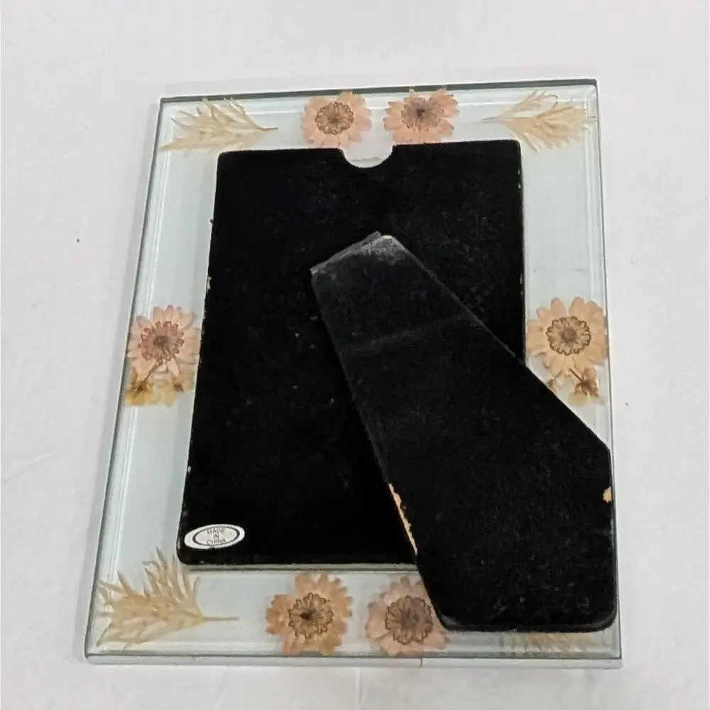 Unbranded vintage pressed